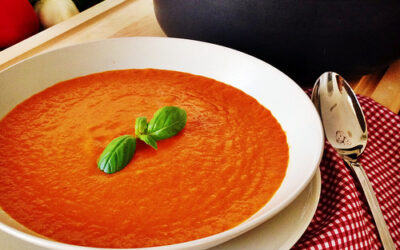 Roast tomato and capsicum soup