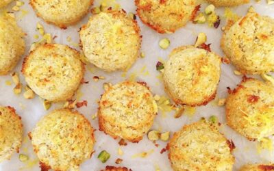 Lemon & Pistachio Macaroons